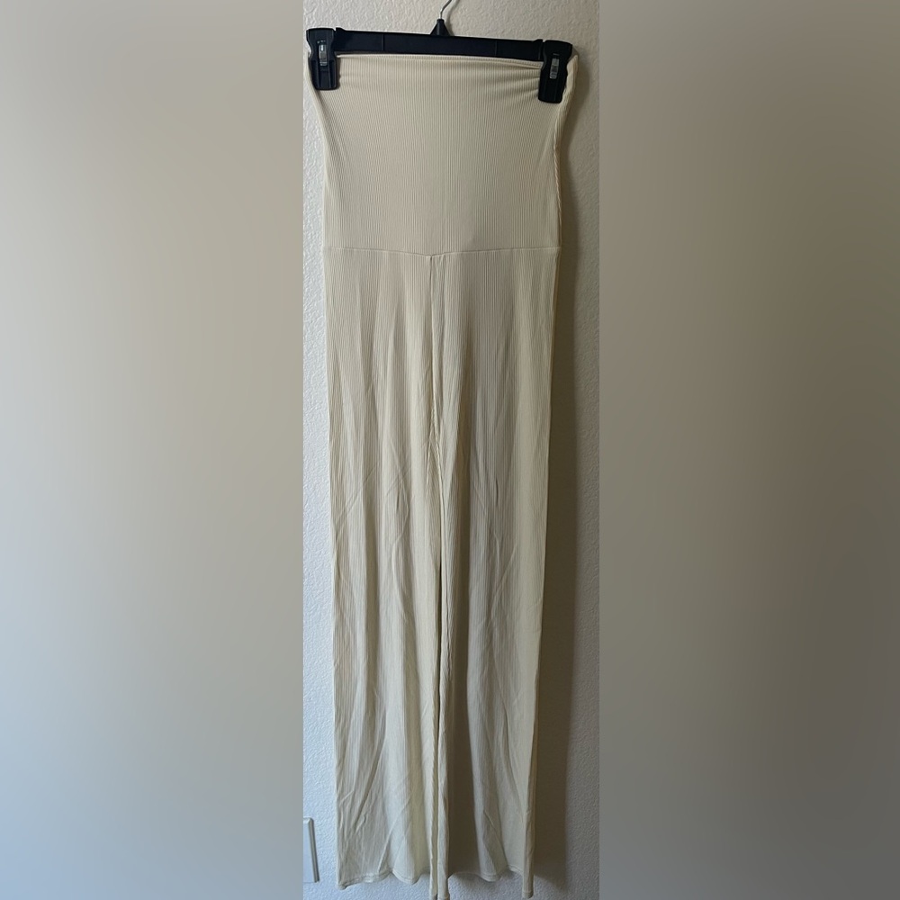 SKIMS Cream soft lounge Ribbed Pants - Picture 3 of 4